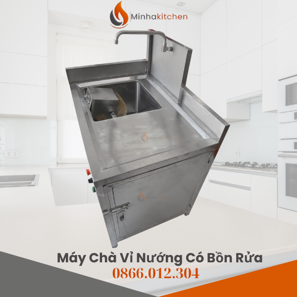 Trong các nhà hàng lẩu nướng, việc vệ sinh vỉ nướng sau mỗi lượt khách là một công đoạn tốn nhiều thời gian và nhân lực. Chính vì thế, máy đánh vỉ nướng liền chậu inox 304 ra đời như một giải pháp chuyên nghiệp, giúp tiết kiệm chi phí vận hành, nâng cao hiệu suất làm việc và giữ cho khu bếp luôn sạch sẽ, gọn gàng.