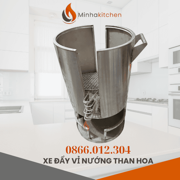 Bạn là chủ nhà hàng nướng Hàn Quốc, nơi mỗi buổi tối đều là một "cuộc chiến" về tốc độ và sự hoàn hảo? Bạn hiểu rằng, để giữ chân thực khách và đảm bảo quy trình phục vụ suôn sẻ, từng chi tiết nhỏ trong bếp đều phải được tối ưu hóa. Trong guồng quay hối hả đó, một "người hùng thầm lặng" đang dần trở thành thiết bị không thể thiếu: chiếc Xe Đẩy Vỉ Nướng Than Hoa Nhà Hàng Nướng Hàn Quốc. Không chỉ đơn thuần là một vật dụng để di chuyển, chiếc xe đẩy chuyên dụng này chính là bí quyết giúp nhà hàng của bạn nâng cao hiệu suất, đảm bảo vệ sinh và mang lại trải nghiệm tốt nhất cho khách hàng. Hãy cùng MinhAKitchen khám phá những lý do vì sao nó lại là trợ thủ đắc lực đến vậy!