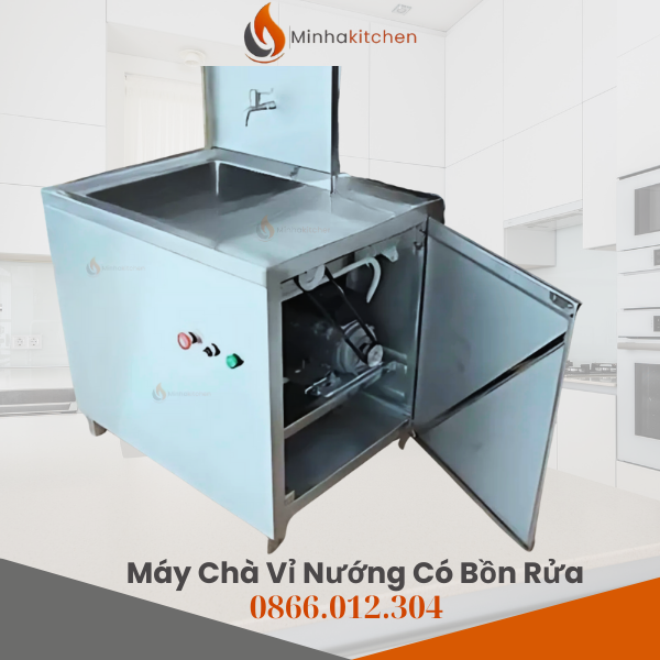 Máy chà rửa vỉ nướng liền chậu của BBQ Home giúp chủ quán giảm nhân công và thời gian làm sạch vỉ, tích hợp 4 lưỡi inox và vòi tiếp nước — tìm hiểu chi tiết.