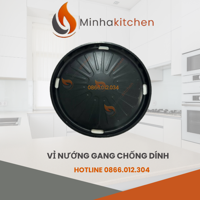 Vỉ nướng gang chống dính là loại vỉ được đúc từ gang nguyên khối, có khả năng chịu nhiệt cao, truyền và giữ nhiệt ổn định trong suốt quá trình nướng.