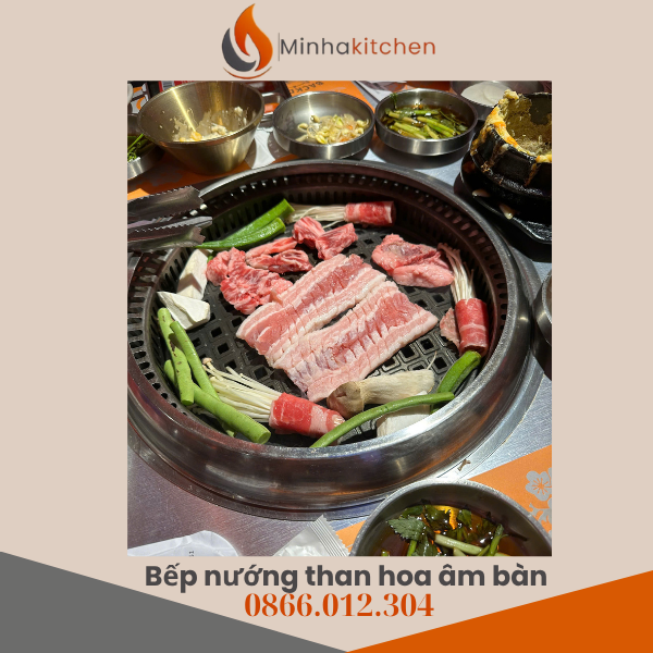 Khu vực Nguyễn Hoàng – Mỹ Đình – Nam Từ Liêm từ lâu đã được xem là “thiên đường ăn uống” dành cho tín đồ BBQ. Nếu bạn đang tìm quán nướng ngon khu vực Nguyễn Hoàng, giá hợp lý, dễ đi, không gian ổn áp thì danh sách dưới đây chắc chắn rất đáng để lưu lại. Đặc biệt, với những ngày ngại ra ngoài, bạn hoàn toàn có thể tái hiện trải nghiệm nướng chuẩn quán ngay tại nhà chỉ với một chiếc bếp nướng than hoa nhỏ gọn, tiện lợi.