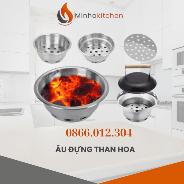 Trong ngành kinh doanh ẩm thực, đặc biệt là các nhà hàng lẩu nướng, BBQ, bếp than là trái tim của mọi món ăn. Tuy nhiên, việc duy trì vệ sinh và độ bền cho các dụng cụ tiếp xúc trực tiếp với than lại là một thách thức không nhỏ. Âu đựng than hoa nhà hàng – một vật dụng tưởng chừng phụ trợ – thực chất lại đóng vai trò cực kỳ quan trọng trong việc đảm bảo hiệu suất nướng, an toàn vệ sinh và tuổi thọ cho toàn bộ hệ thống bếp của bạn. Làm thế nào để chọn được một chiếc âu đựng than hoa không chỉ bền bỉ, chống gỉ sét mà còn dễ dàng vệ sinh, đáp ứng chuẩn F&B? Hãy cùng MinhaKitchen khám phá những bí kíp vàng dưới đây!