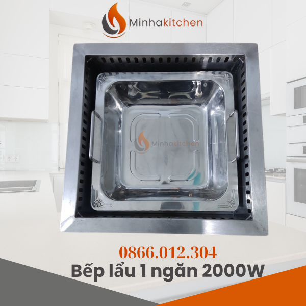 1. Giới thiệu bếp lẩu 1 ngăn vuông công suất 2000W Trong những năm gần đây, nhu cầu sử dụng bếp lẩu 1 ngăn vuông công suất 2000W ngày càng phổ biến tại các nhà hàng lẩu, buffet và hộ gia đình. Với thiết kế hiện đại, công suất mạnh mẽ, bếp không chỉ giúp rút ngắn thời gian nấu nướng mà còn mang lại trải nghiệm thưởng thức lẩu trọn vẹn, tiện lợi và chuyên nghiệp. Tại Hà Nội, rất nhiều nhà hàng đã lựa chọn dòng bếp này vì giá thành hợp lý – chất lượng đảm bảo – thiết kế tinh tế, phù hợp cả cho không gian gia đình lẫn kinh doanh ẩm thực.