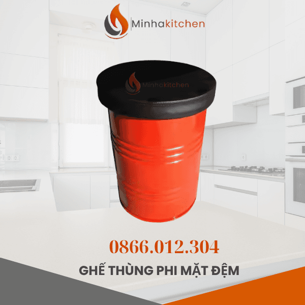 Trong những năm gần đây, ghế thùng phuy mặt đệm đã trở thành một lựa chọn rất phổ biến cho các quán cà phê, nhà hàng và không gian ăn uống, nhờ vào sự độc đáo, tính thẩm mỹ cao và sự thoải mái mà sản phẩm mang lại. Nếu bạn đang tìm kiếm một giải pháp mới mẻ, phong cách và tiện dụng cho không gian quán cà phê của mình, hãy cùng khám phá những ứng dụng tuyệt vời của ghế thùng phuy mặt đệm trong các công trình nội thất quán cafe.