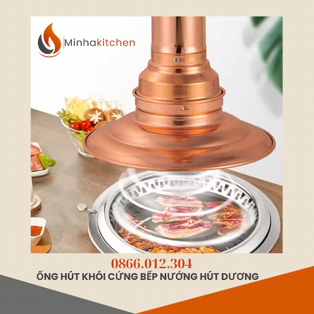 1. Giới thiệu về lò nướng than hoa âm bàn hút khói dương Trong những năm gần đây, lò nướng than hoa âm bàn hút khói dương đã trở thành thiết bị không thể thiếu trong các nhà hàng BBQ Hàn Quốc, quán nướng than hoa hoặc buffet nướng tại bàn. Sản phẩm không chỉ giúp giữ không gian quán ăn luôn sạch sẽ, không ám khói, mà còn tăng tính thẩm mỹ và chuyên nghiệp cho không gian phục vụ.